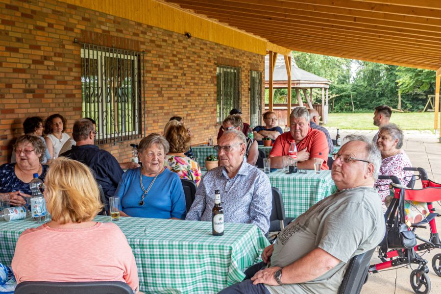 Viele Gespräche und Plaudereien gab es beim Treffen in Reinsdorf